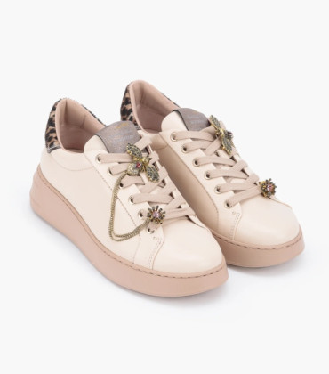Stokton sneaker in pelle crema retro cavallino leopardato con charms